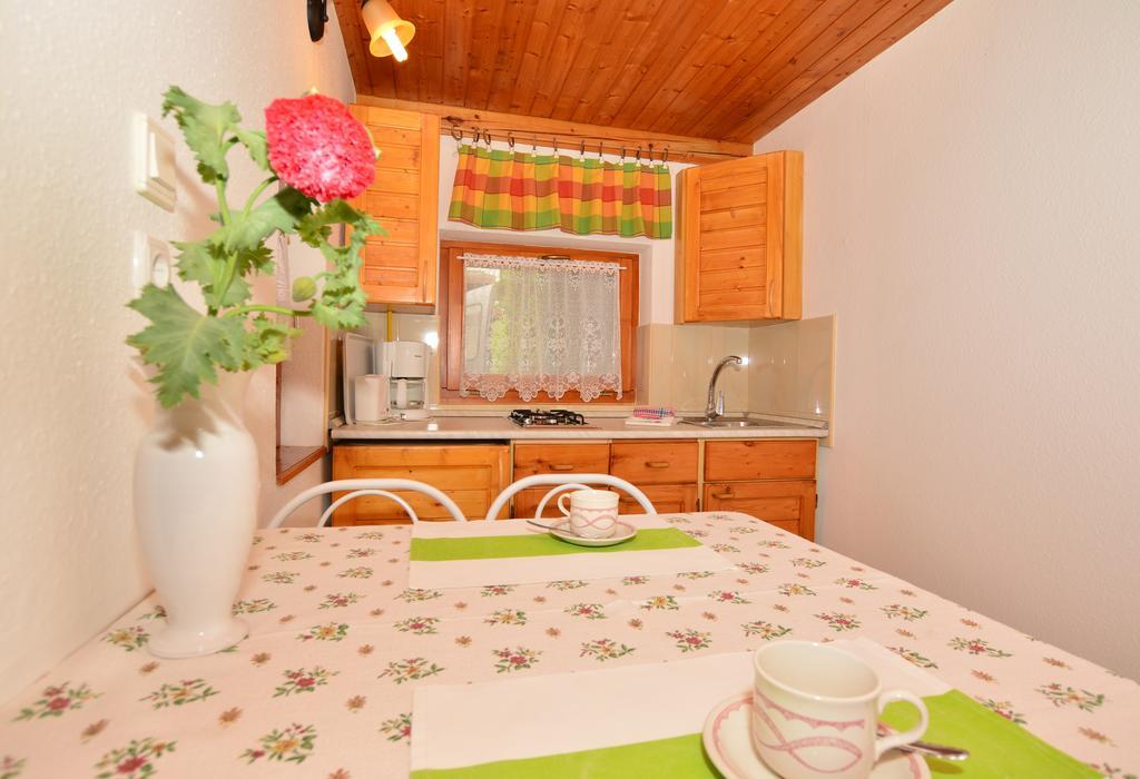Viragoskert Apartman Hévíz الغرفة الصورة