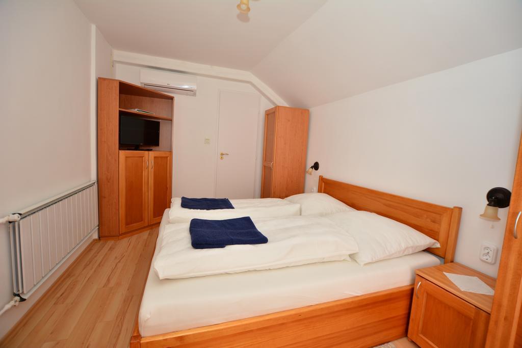 Viragoskert Apartman Hévíz الغرفة الصورة