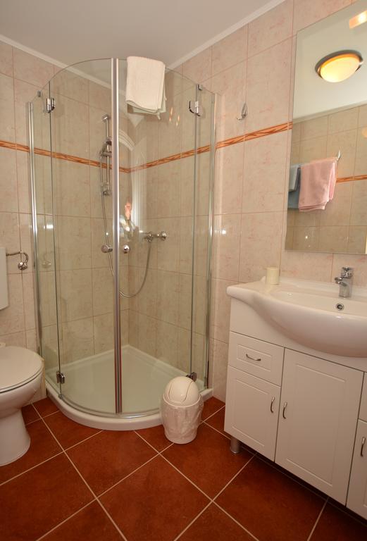 Viragoskert Apartman Hévíz الغرفة الصورة